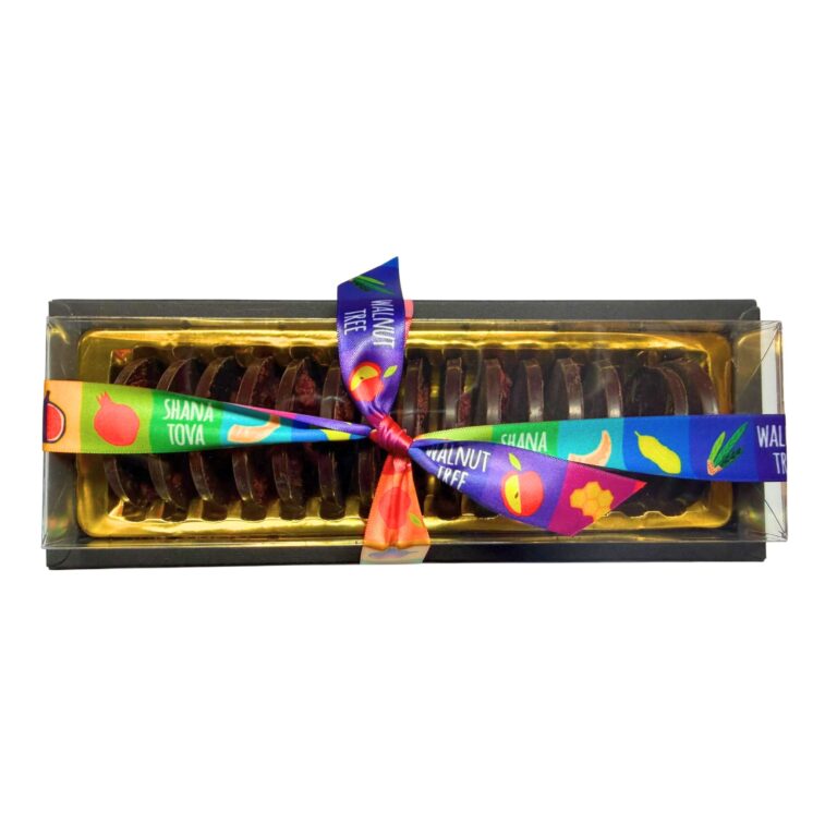 Walnut Tree Dark Chocolate Discs with Cranberry